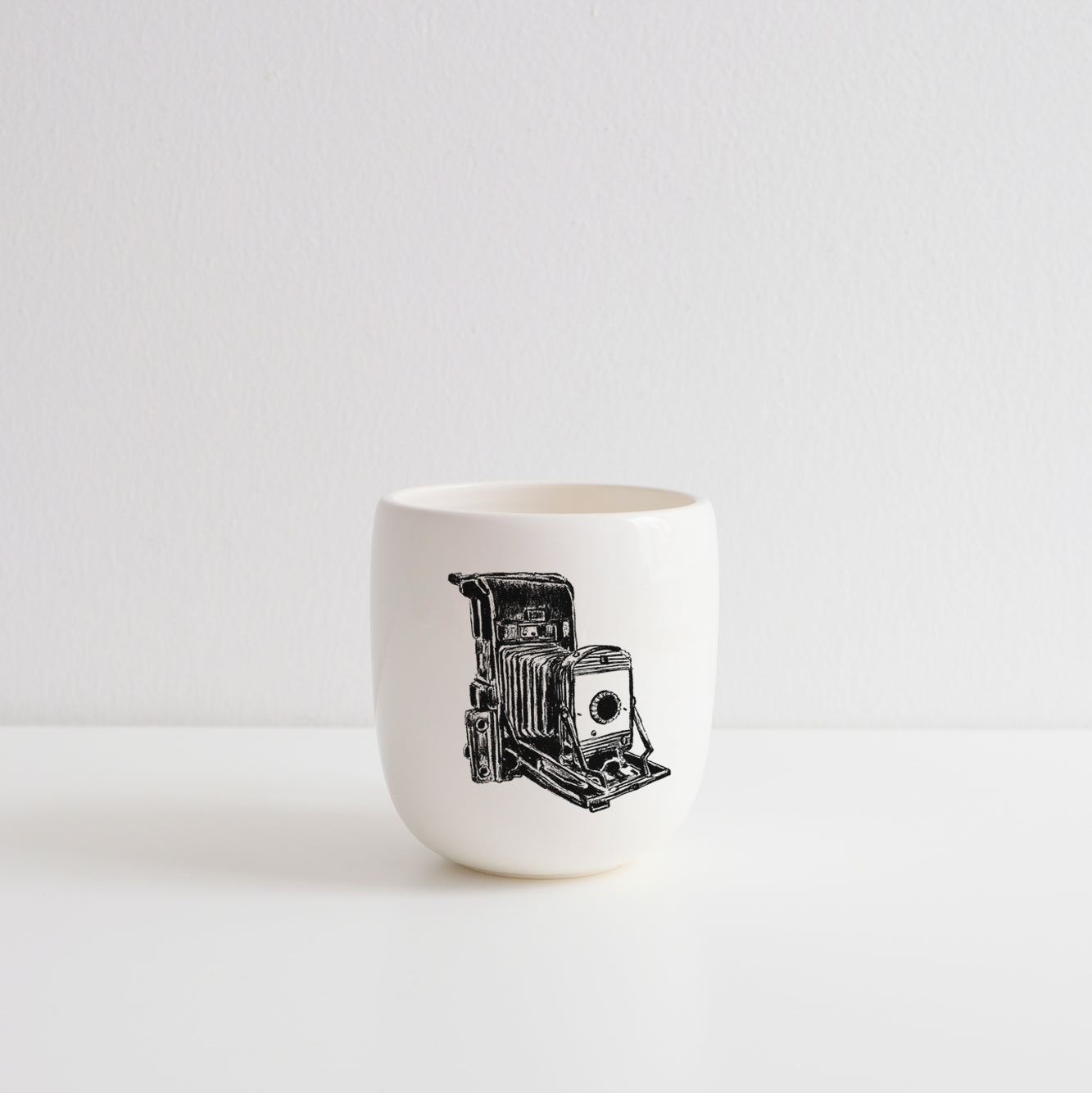 Coffee mug with vintage print (no handle) – Cindy Labrecque