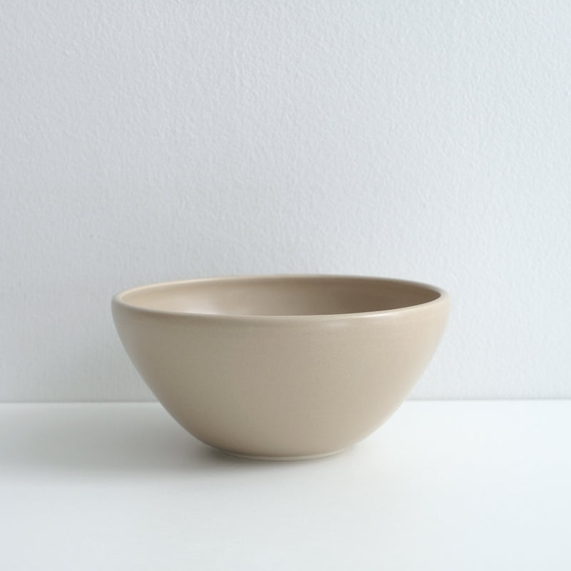 Handmade porcelain poke / ramen / soup bowl