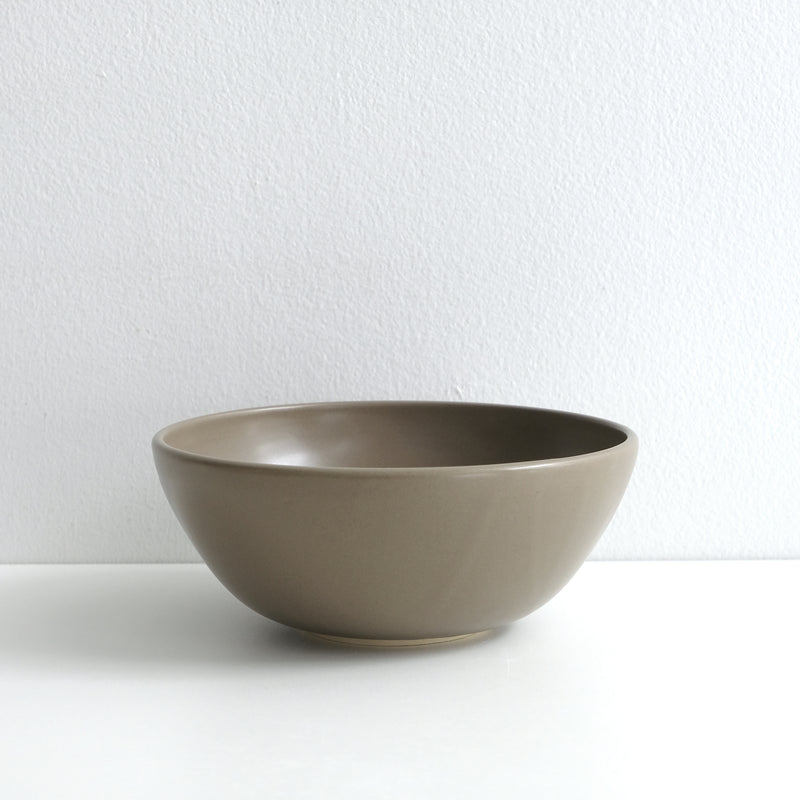 Handmade porcelain poke / ramen / soup bowl