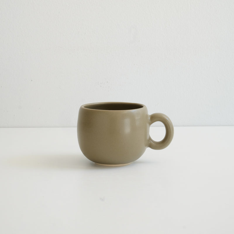 Prête à partir - Tasse basse en porcelaine fait main