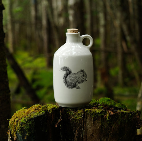 Maple syrup jug with wild animal print