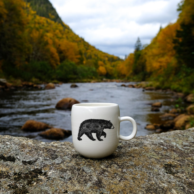 Coffee mug with wild animal print