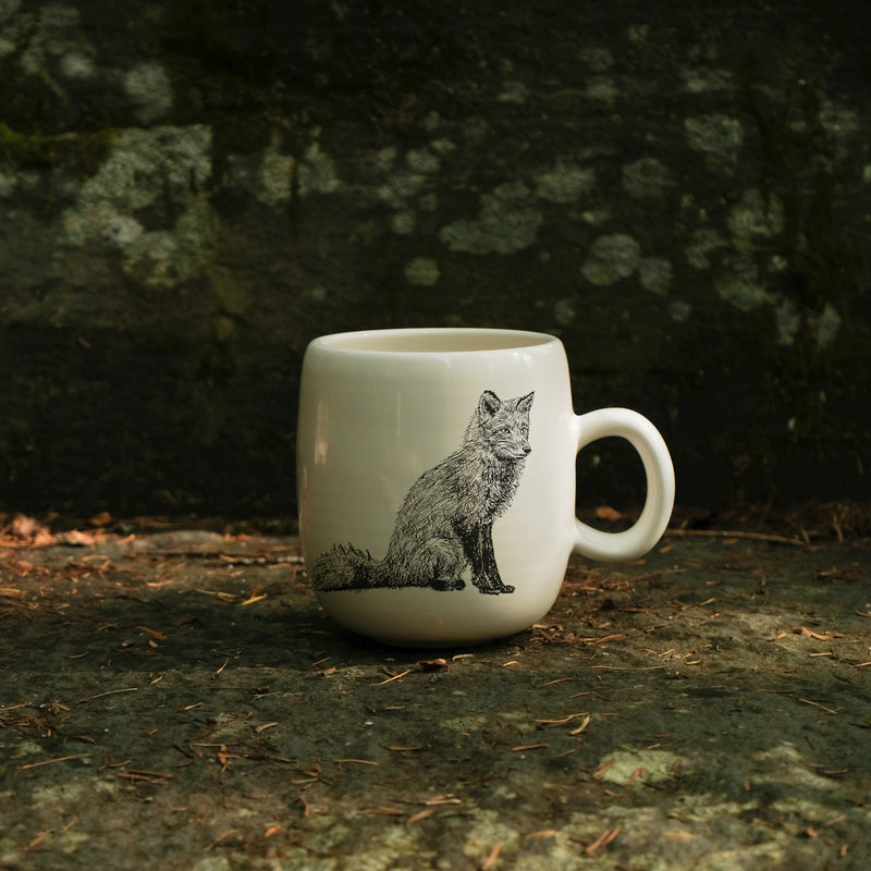 Coffee mug with wild animal print