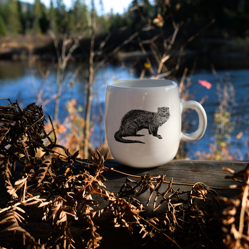 Coffee mug with wild animal print