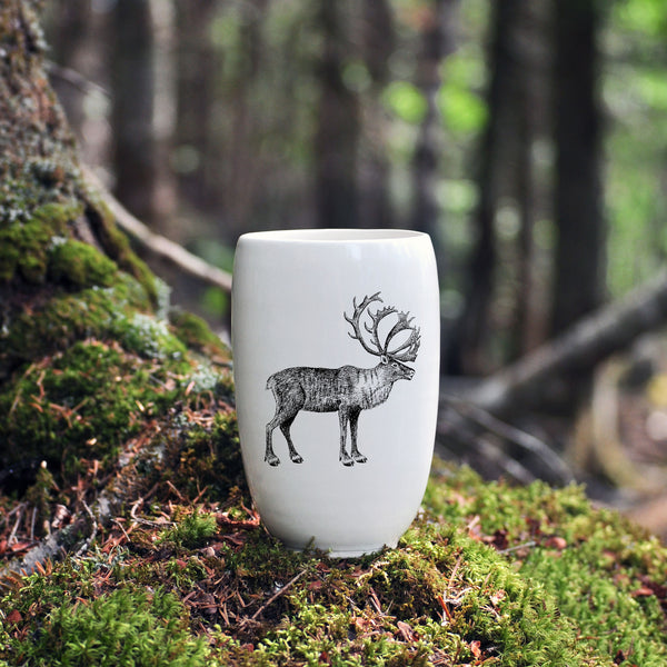 Beer tumbler with wild animal print