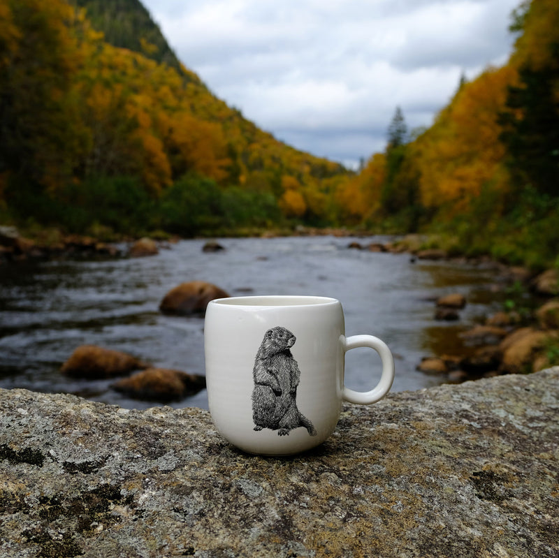 Coffee mug with wild animal print